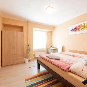 Cozy At Metro Station, Private Bathroom, 9minutes Oldtown, 15minutes Airport, Wifi Ubytování v soukromí