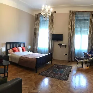 https://historic-diamonds-apartments.inbudapesthotels.com